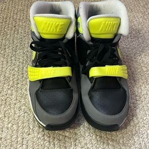 Medium wear- Nike Air